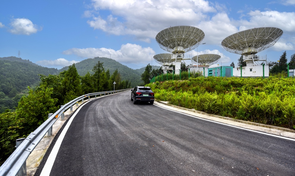 4027.5公里！重慶提前超額完成安防工程，筑牢群眾出行“安全網”